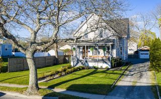 151 Main St, Fairhaven, MA 02719