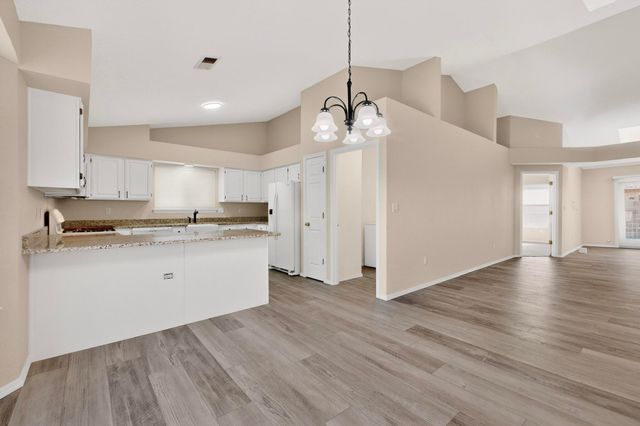 6920 Lamar Avenue NW, Albuquerque, NM 87120