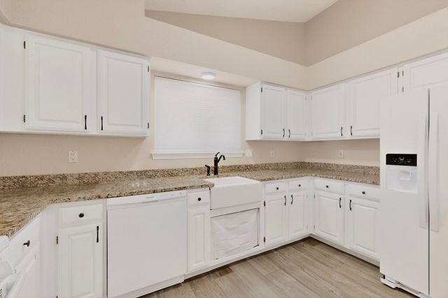 6920 Lamar Avenue NW, Albuquerque, NM 87120