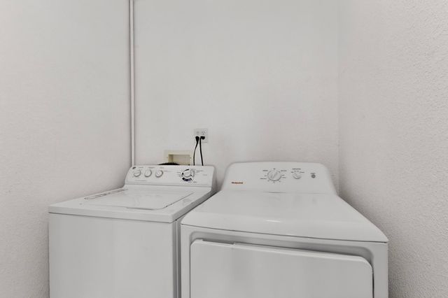 6920 Lamar Avenue NW, Albuquerque, NM 87120