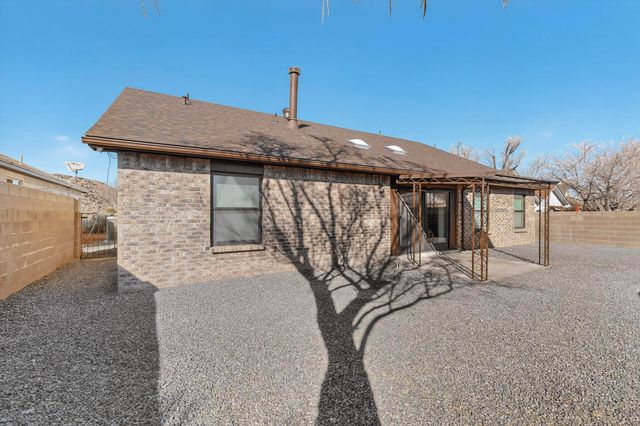 6920 Lamar Avenue NW, Albuquerque, NM 87120