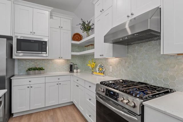 6040 Windward Falls Way, Porter, TX 77365