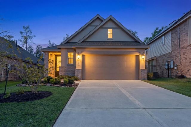 6040 Windward Falls Way, Porter, TX 77365