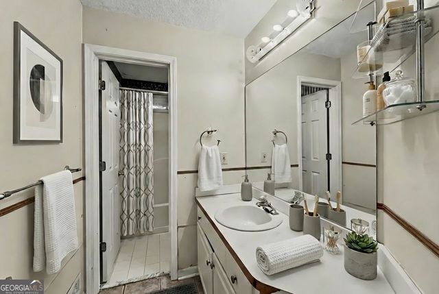 104 Holly Ridge Road, Stockbridge, GA 30281