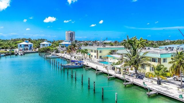 109 Avenue D Apt 305, Marathon, FL 33050