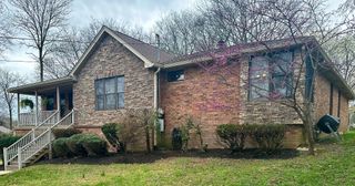 1002 Emily Dr, Goodlettsville, TN 37072