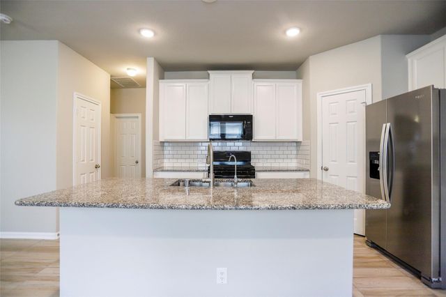 26046 Quiet Field Court, Richmond, TX 77406