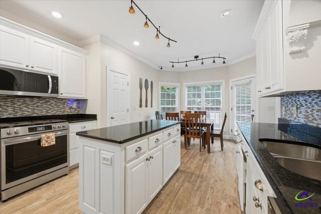 15 Wadley Station, Forsyth, GA 31210