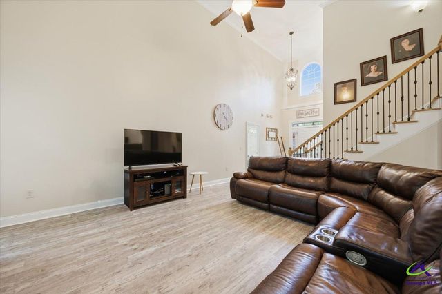 15 Wadley Station, Forsyth, GA 31210