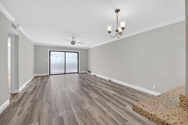 7076 Huntington Lane 507, Delray Beach, FL 33446