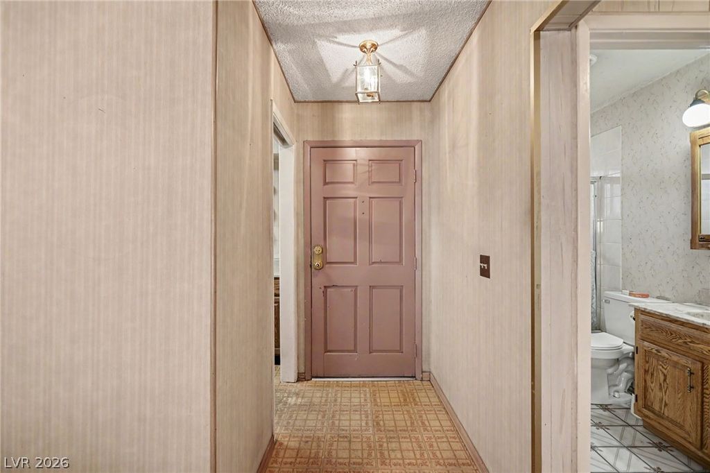 1949 Randa Lane, Las Vegas, NV 89104 — photo 4