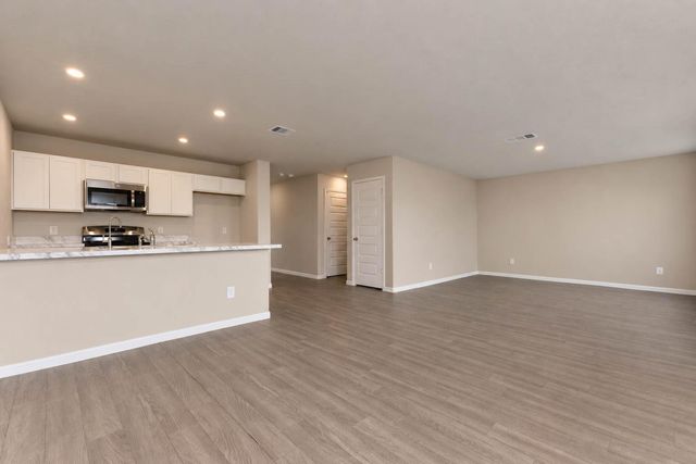 68 Road 51026, Cleveland, TX 77327