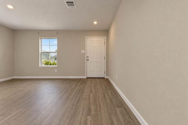 68 Road 51026, Cleveland, TX 77327