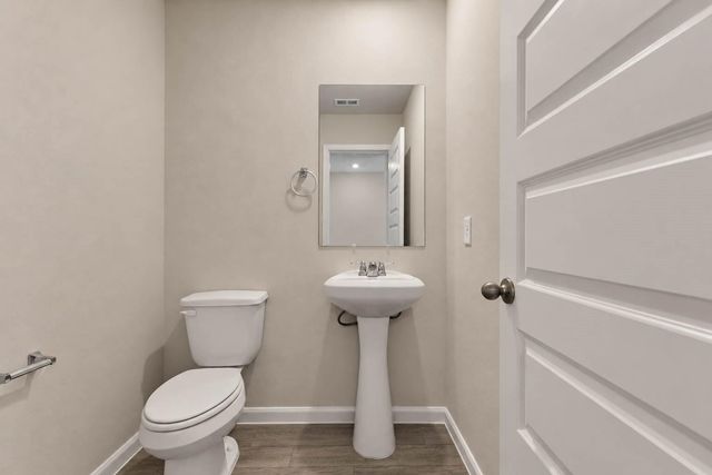 68 Road 51026, Cleveland, TX 77327
