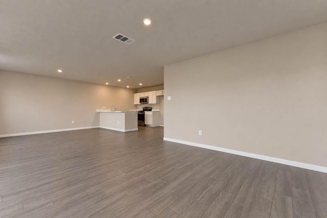 68 Road 51026, Cleveland, TX 77327