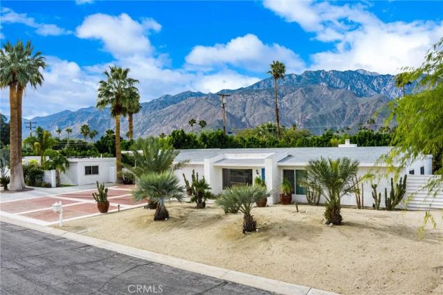 2303 N Magnolia, Palm Springs, CA 92262