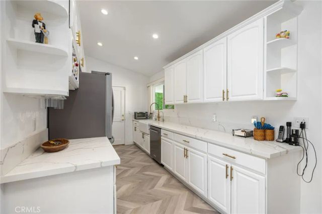 2303 N Magnolia, Palm Springs, CA 92262