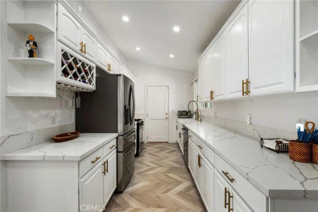 2303 N Magnolia, Palm Springs, CA 92262