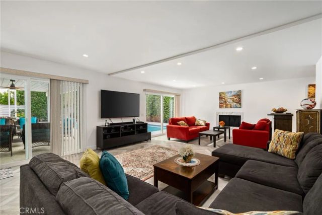 2303 N Magnolia, Palm Springs, CA 92262