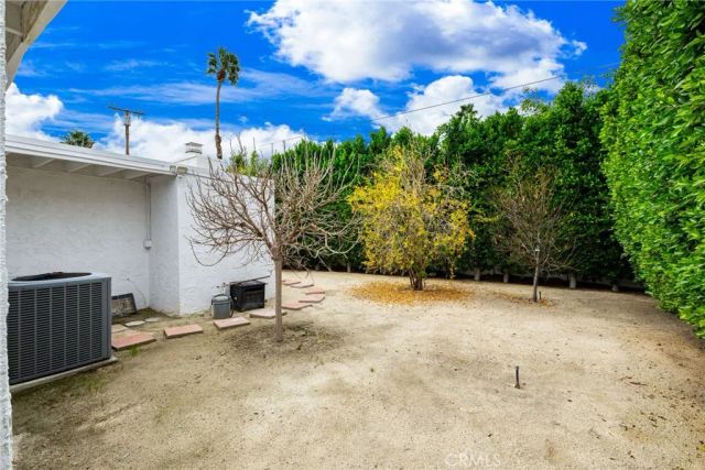 2303 N Magnolia, Palm Springs, CA 92262