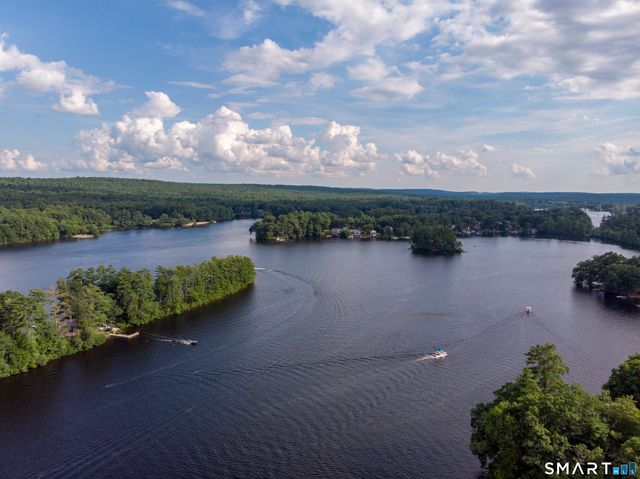 23 Totem Pole Road, Thompson, CT 06277