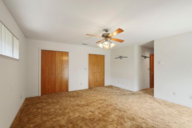 524 Nevins Dr, Lodi, CA 95242