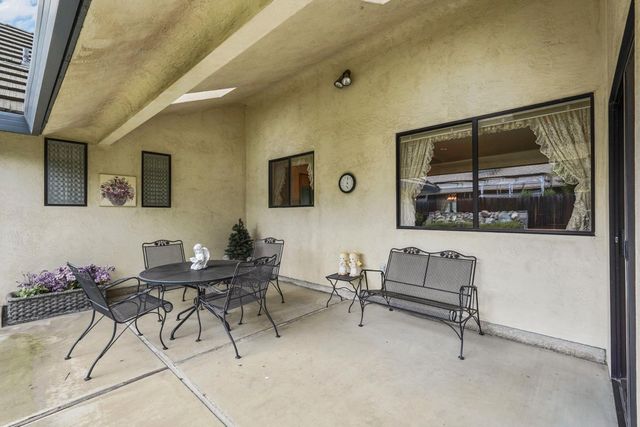 524 Nevins Dr, Lodi, CA 95242