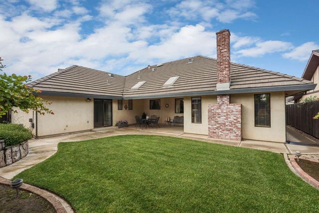 524 Nevins Dr, Lodi, CA 95242