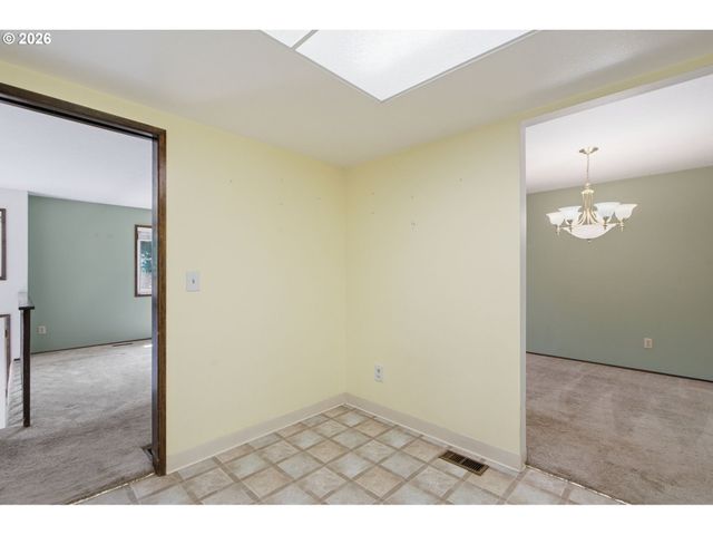 11660 Sw ASHWOOD Ct, Tigard, OR 97223