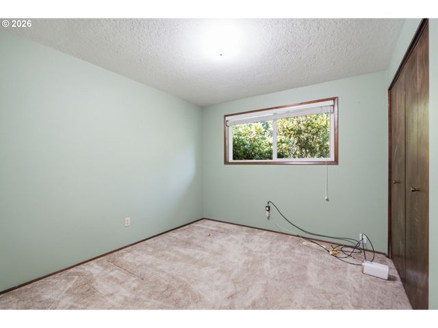 11660 Sw ASHWOOD Ct, Tigard, OR 97223