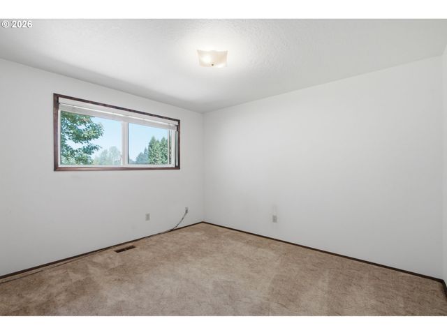 11660 Sw ASHWOOD Ct, Tigard, OR 97223