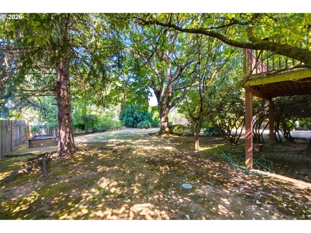 11660 Sw ASHWOOD Ct, Tigard, OR 97223