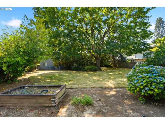 11660 Sw ASHWOOD Ct, Tigard, OR 97223