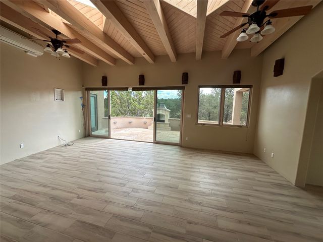 48 Sundance Drive, Santa Fe, NM 87506