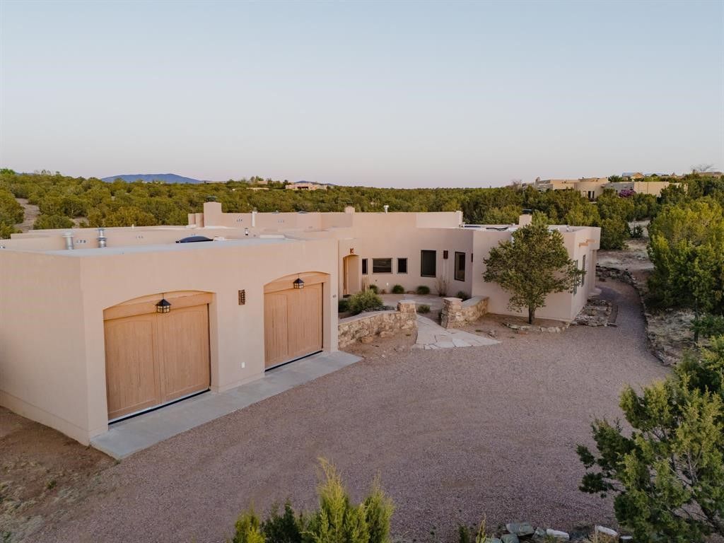 48 Sundance Drive, Santa Fe, NM 87506