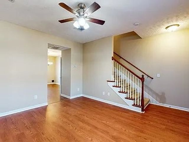 805 Lower Park Pl, Antioch, TN 37013