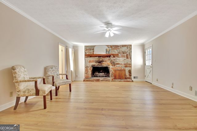 155 Dana Drive, Fayetteville, GA 30215