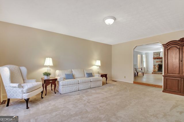 155 Dana Drive, Fayetteville, GA 30215