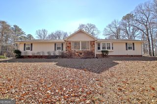 155 Dana Drive, Fayetteville, GA 30215
