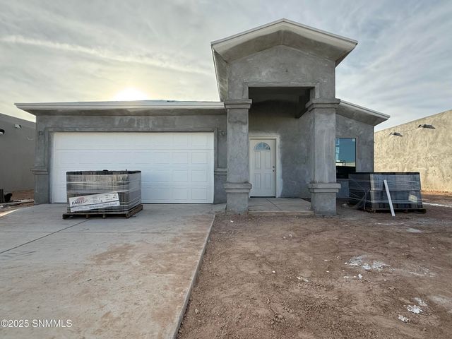 7565 Clarion Way, Las Cruces, NM 88012