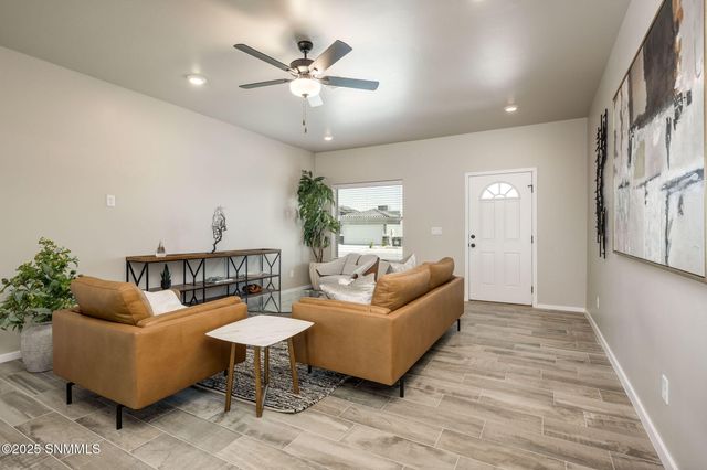 7565 Clarion Way, Las Cruces, NM 88012