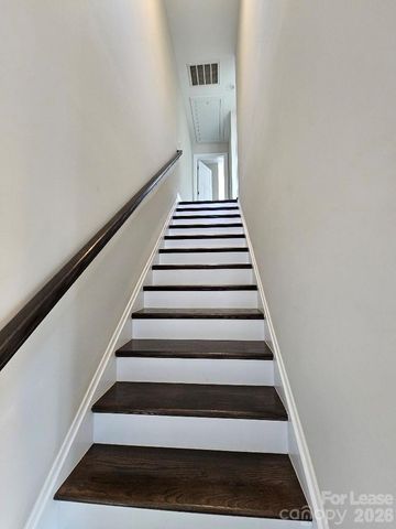 1202 Macomb Place, Charlotte, NC 28208