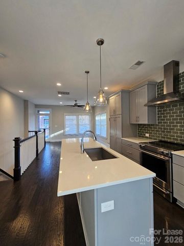 1202 Macomb Place, Charlotte, NC 28208