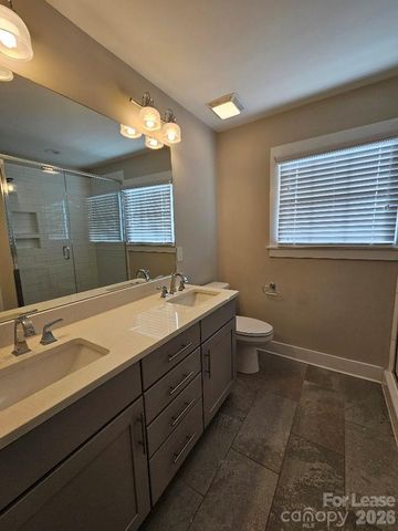 1202 Macomb Place, Charlotte, NC 28208