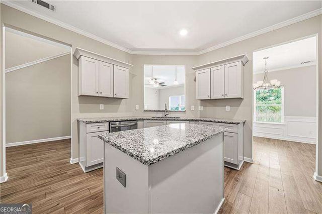 321 Melody Lane, Cartersville, GA 30121