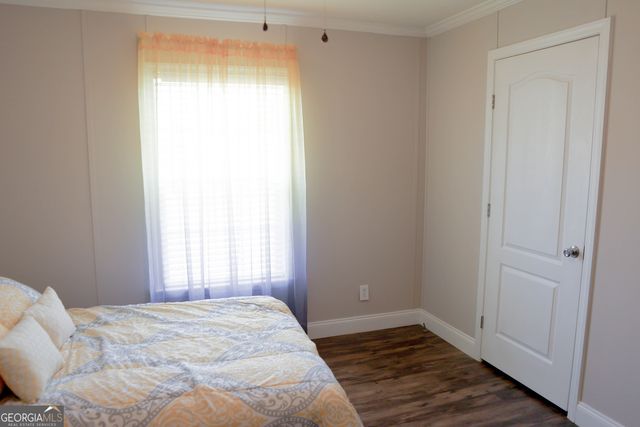 28 Redwood Circle, Newnan, GA 30263