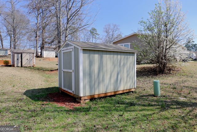28 Redwood Circle, Newnan, GA 30263