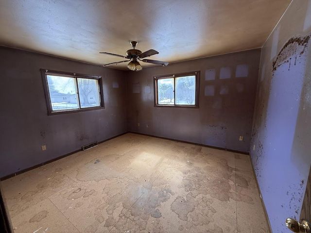 209 N 7TH AVENUE, Winneconne, WI 54986