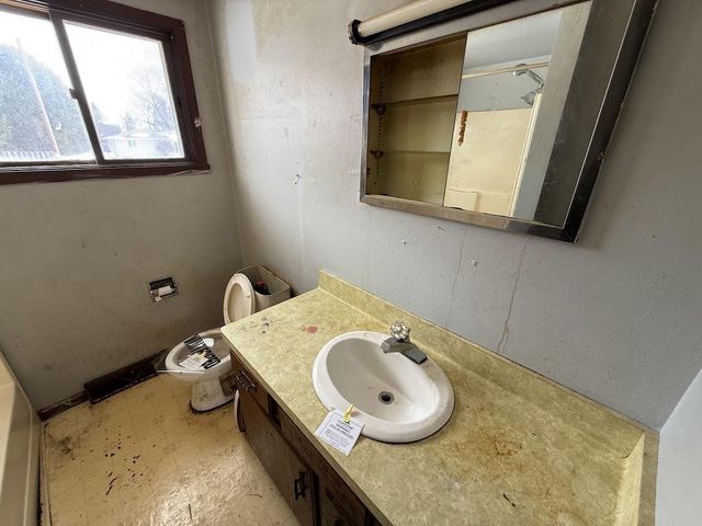 209 N 7TH AVENUE, Winneconne, WI 54986