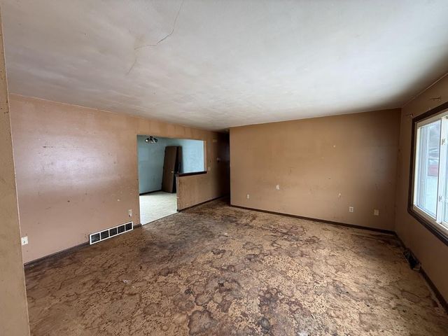 209 N 7TH AVENUE, Winneconne, WI 54986